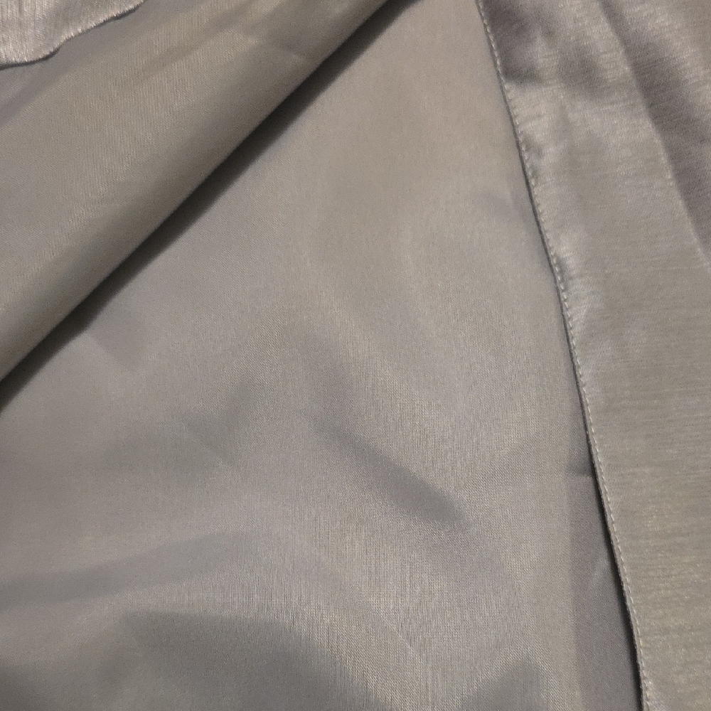 Le Suit Metallic Gray Women's Skirt Set - Picture 11 of 15
